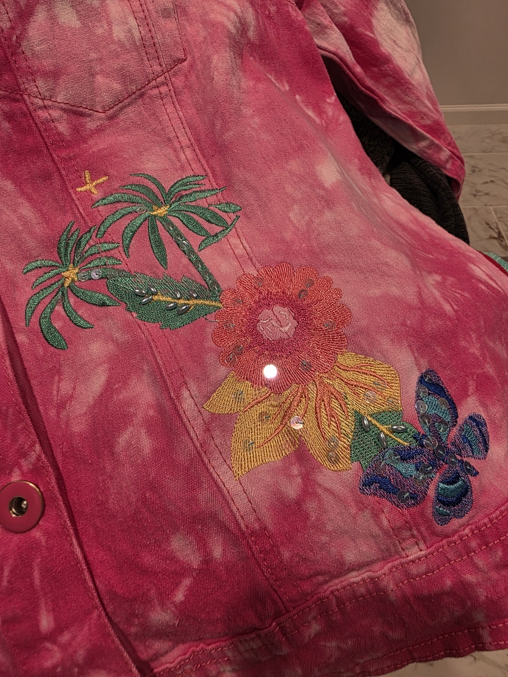 Vintage DG2 By Diane Gillman Tie Dye Floral Stitched Jean Jacket Lg - Picture 11 of 12